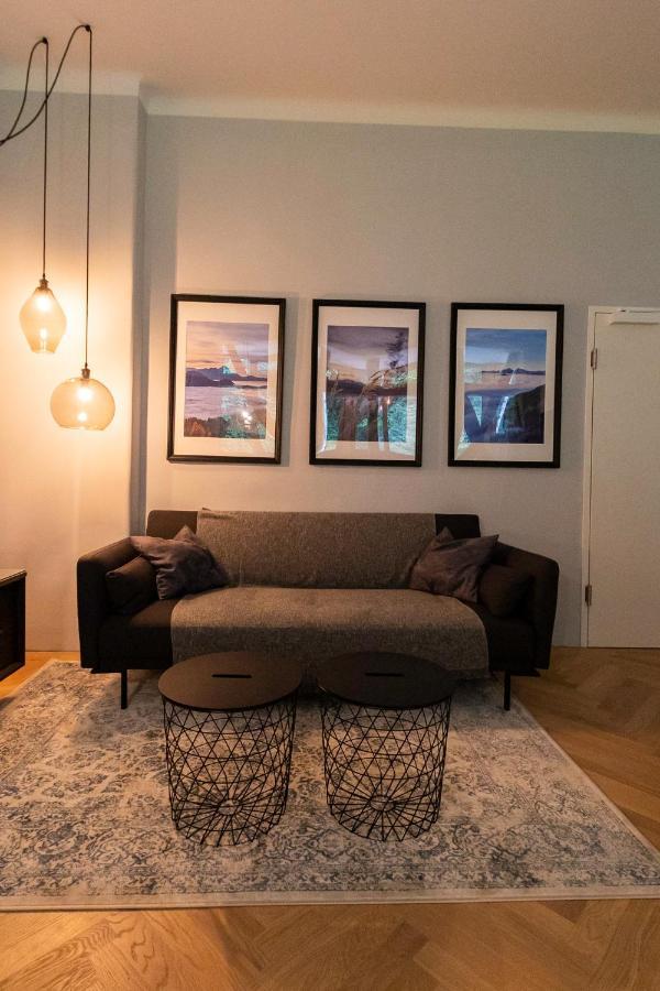 Apartment In Historischer Villa Mit Parkplatz Грюнау-им-Альмталь Экстерьер фото